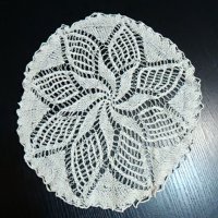 Продавам покривки плетени на 5 куки, снимка 7 - Декорация за дома - 16835687
