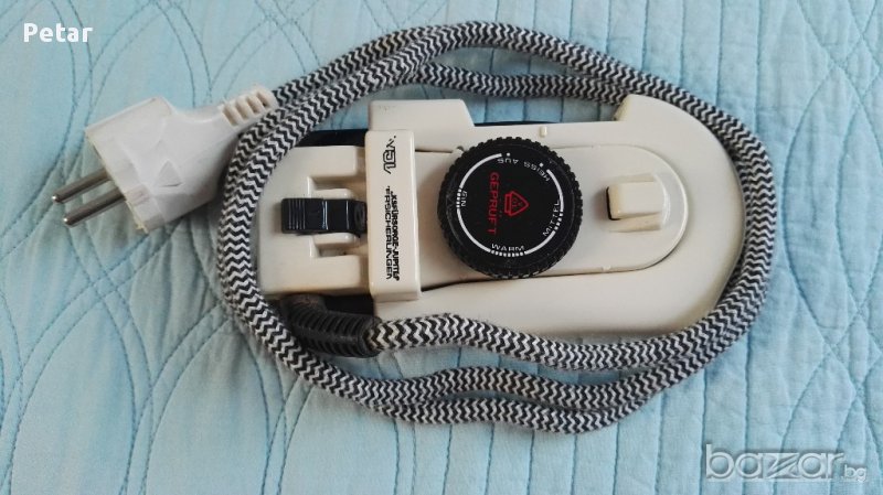 компактна ютията, снимка 1