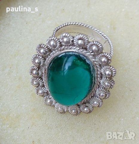 Винтидж / Рядка находка / Сребърен пръстен с кабошон емералд  / Антика / берковски ръчен филигран!  