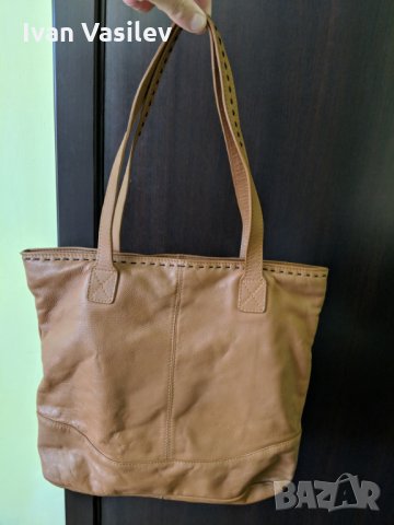 Дамска чанта, снимка 4 - Чанти - 23231609