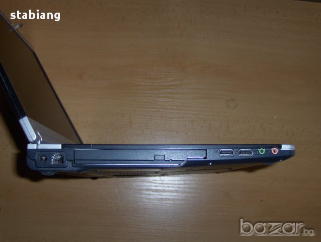 Лаптоп НА ЧАСТИ – Fujitsu AMILO Pro V2030d, снимка 3 - Части за лаптопи - 12771632