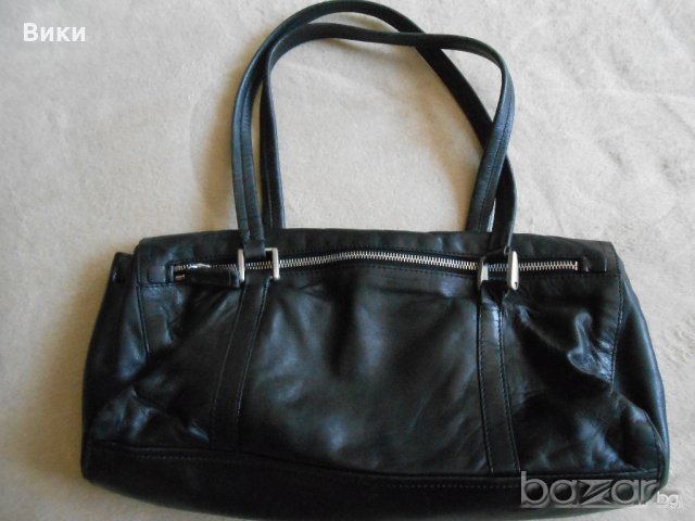 Дамска малка черна чанта   Prada 100 % кожа, снимка 4 - Чанти - 21281226