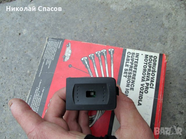 Двигатели VW Golf 4 1.6 SR на части и уред за подгряване на задно стъкло, снимка 7 - Части - 24490060