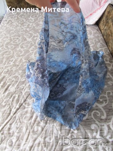 Дамски шал с много красиви цветове и тънка мека материя, снимка 3 - Шапки - 19184995