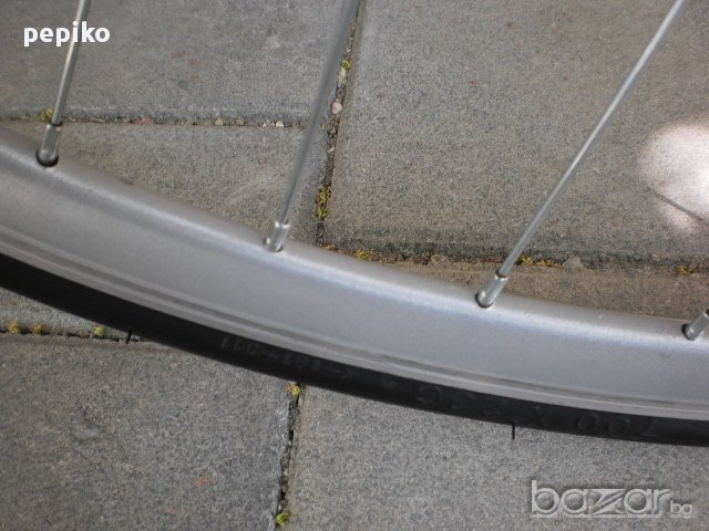 Продавам колела внос от Германия шосеен велосипед сингъл спиид фикс бял модел 2020г , снимка 2 - Велосипеди - 10061727