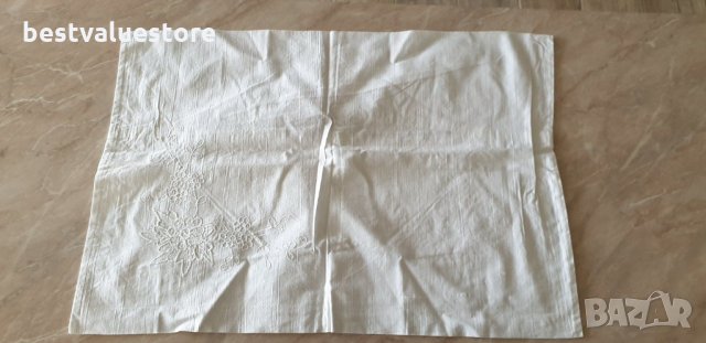 Памучна Бяла Калъфка За Възглавница С Бродирани Цветя 68-47см