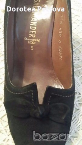 Обувки от естествен велур “Саламандер“, черни, снимка 2 - Дамски обувки на ток - 19944291