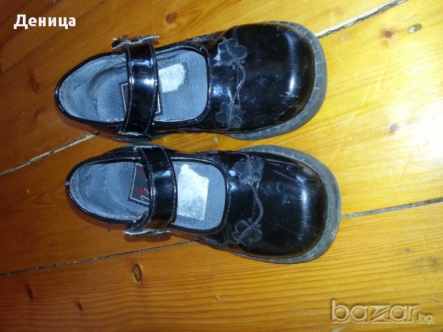 Лачени обувки 25 номер, снимка 5 - Детски маратонки - 14249467