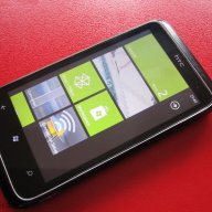  HTC 7 Trophy Windows Phone 7 екран 3.8" Wi-Fi Gps камера 5 Mp процесор 1 Ghz 8 GB, снимка 3 - HTC - 10149869