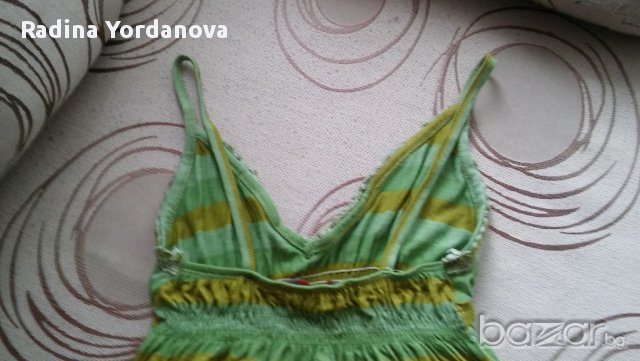 Сладко потниче в зелено с черешки с р-р 36.Подходящо за момичета до 140-150 см., снимка 2 - Корсети, бюстиета, топове - 17092090