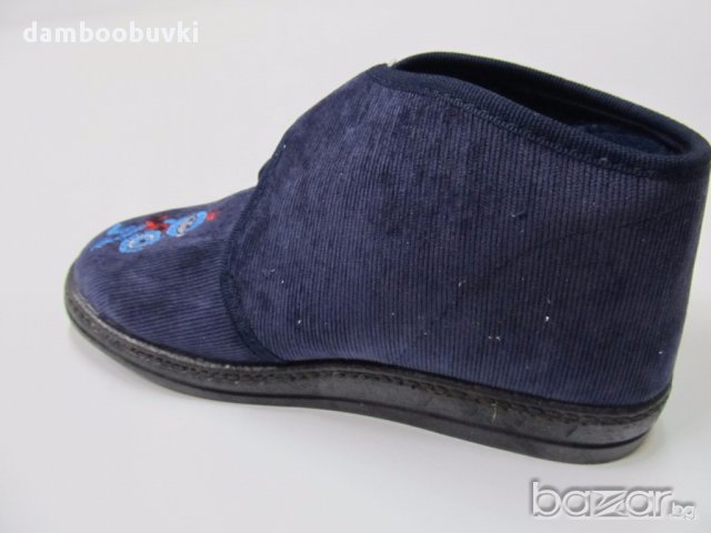Български пантофи синьо кадифе, снимка 4 - Бебешки обувки - 17643787