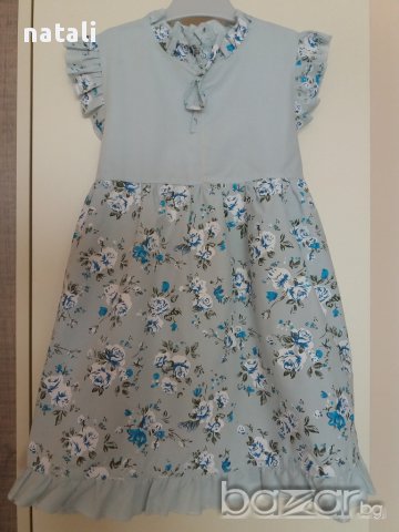 Нежна рокличка размер 4 г., снимка 4 - Детски рокли и поли - 17392074