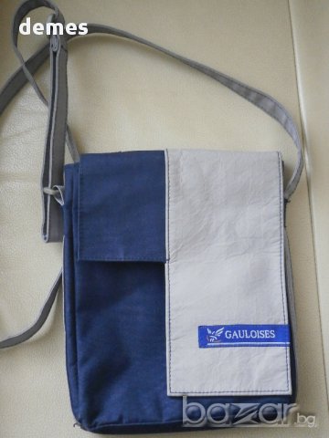 Нова пасатка G A U L O I S E S, много красива и удобна, снимка 5 - Чанти - 9777916
