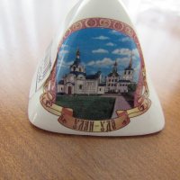  Порцеланова камбанка-квадрат-сувенир от Улан Уде-Русия, снимка 1 - Колекции - 21135177
