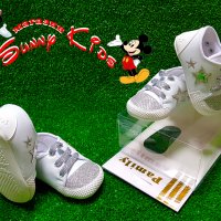 Декоративни обувки / буйки, снимка 1 - Бебешки обувки - 25165954
