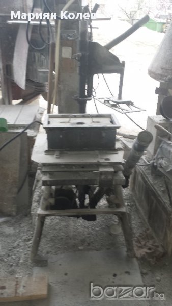 Машина за производство на бетонови блокчета, снимка 1