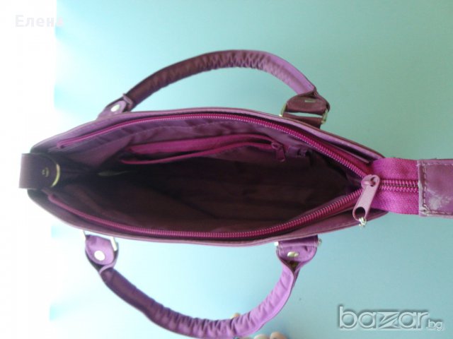 Дамска чанта, снимка 3 - Чанти - 16264343