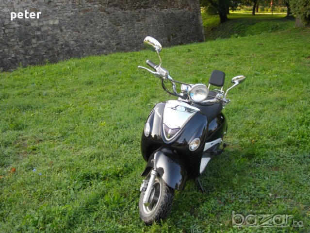 VESPA  Електрически скутер 1500 Watt Retro E-Scooter , снимка 14 - Мотоциклети и мототехника - 11938894