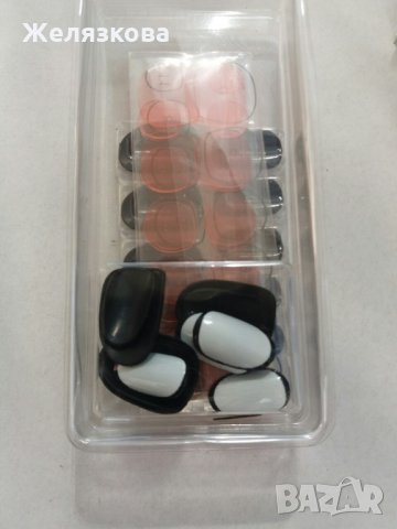 Къси изкуствени нокти maybelline nails в черно и бяло, снимка 3 - Продукти за маникюр - 24869265