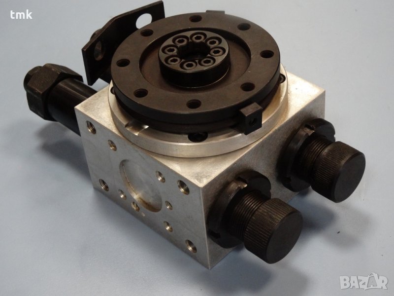 Хидравлична инструментална маса, снимка 1