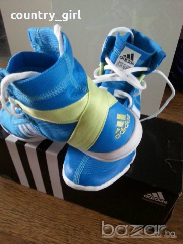 Adidas - страхотни дамски маратонки НОВИ, снимка 11 - Маратонки - 20656810