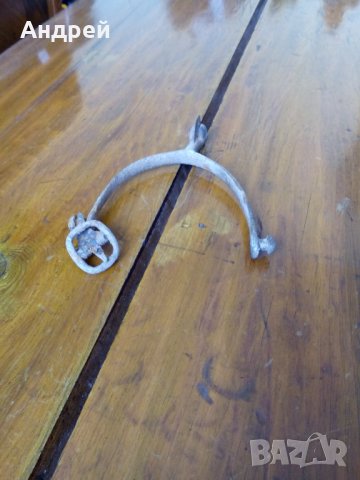 Стара шпора, снимка 2 - Антикварни и старинни предмети - 23829885