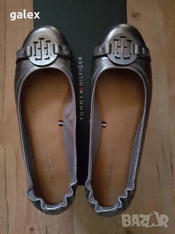 Нови Tommy  Hilfiger , снимка 2 - Дамски ежедневни обувки - 25129667