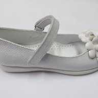 Обувки Ponki естествена кожа в бяло /31-36/, снимка 2 - Детски сандали и чехли - 17752012