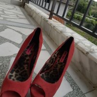 Обувки на ток Betsey Johnson , снимка 9 - Дамски обувки на ток - 21686804