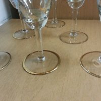 Стари стъклени чаши за вино с златен кант и гравюра, снимка 10 - Антикварни и старинни предмети - 22117742