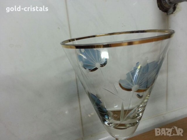Стари стъклени чаши за вино с златен кант и гравюра, снимка 3 - Антикварни и старинни предмети - 22117742