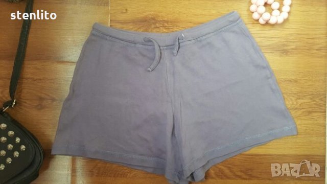 Дамски къси панталонки от H&M, снимка 3 - Къси панталони и бермуди - 25880465