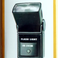  Продавам нови светкавици, снимка 1 - Светкавици, студийно осветление - 16180749