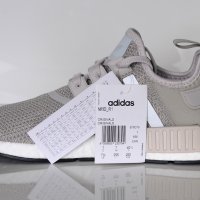 Adidas NMD_R1 Boost B76079 номер 40 2/3 (25.5см) Оригинални!, снимка 4 - Маратонки - 22846784