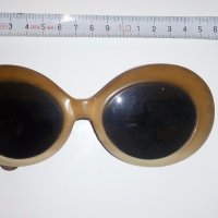 Old vintage original women 1960 1970 sunglasses, снимка 1 - Слънчеви и диоптрични очила - 18699753