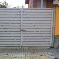 Дървени огради и портални врати по поръчка, снимка 6 - Дърводелски услуги - 10970657