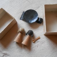 Дървени малки кукли и свещник , снимка 5 - Антикварни и старинни предмети - 23623488