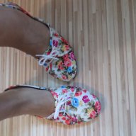Модерни и красиви обувки (флорални) - н.39, снимка 6 - Дамски ежедневни обувки - 10527935