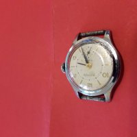 Стар механичен часовник-Восток , снимка 2 - Антикварни и старинни предмети - 25299841