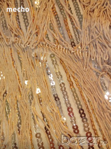 Рокля с телесни ресни и златисти паети , снимка 2 - Рокли - 20393775