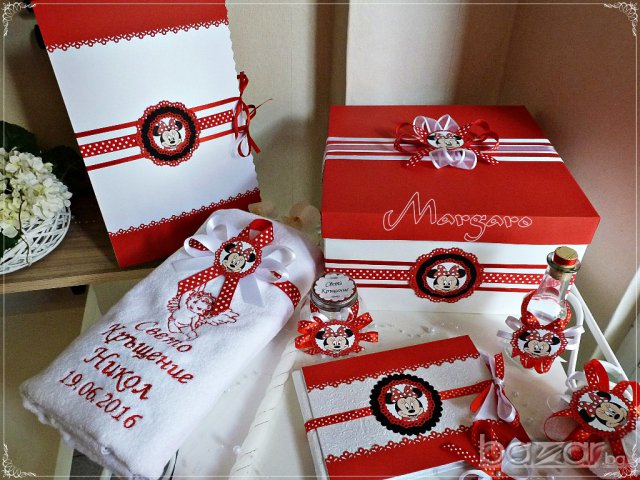 Комплект за кръщене на тема Мини Маус, снимка 3 - Подаръци за кръщене - 16542295