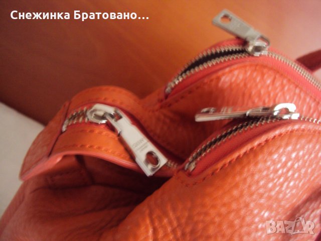 Голяма чанта на D K N Y - DONNA KARAN , снимка 5 - Чанти - 22905384