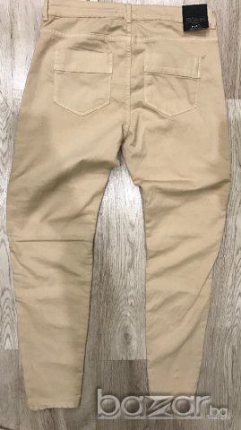 BERSHKA нови дънки слим, снимка 6 - Дънки - 17939423
