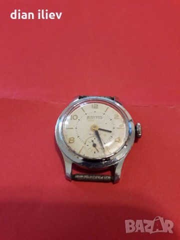 Стар механичен часовник-Восток , снимка 5 - Антикварни и старинни предмети - 25299841