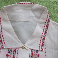  Ръчно бродирана копринена блуза от 70-80 години на ХХ в., снимка 7 - Други ценни предмети - 24231884