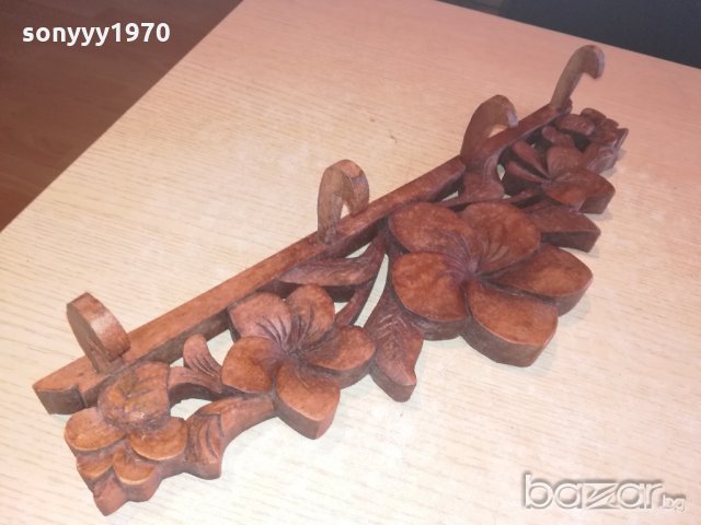 дървена закачалка с дърворезба-внос швеицария-42х13х8см, снимка 7 - Колекции - 20971433