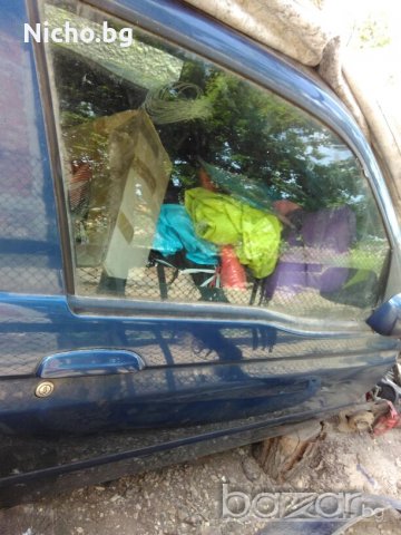 Лява и дясна  врата за Алфа Ромео , снимка 2 - Части - 21479465