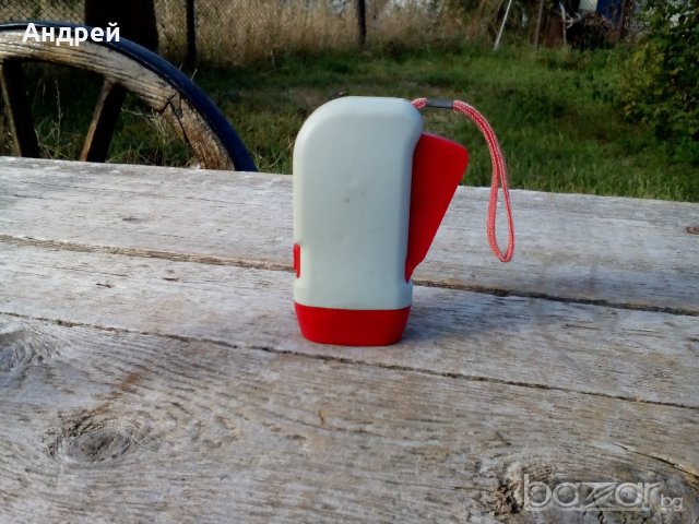 Фенерче с динамо, снимка 5 - Антикварни и старинни предмети - 19501584