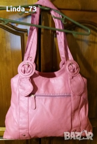 Дам.чанта-/изк.кожа/-"Mick Gwend"-Paris-перлено-розова. Закупена от Италия., снимка 3 - Чанти - 22422505