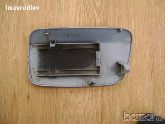 Капачката за резервоара на Рено Лагуна 2, снимка 3 - Аксесоари и консумативи - 11744037